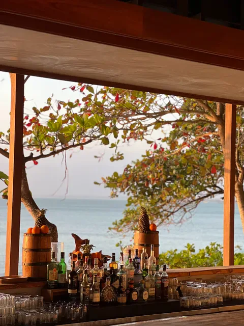 Kisik Seafood Bar and Grill