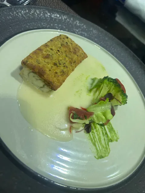 Koral: Bali’s First Aquarium Restaurant