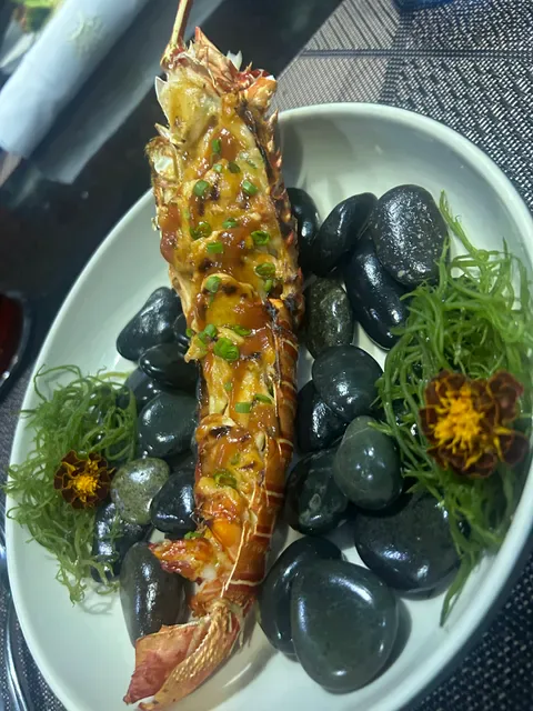 Koral: Bali’s First Aquarium Restaurant