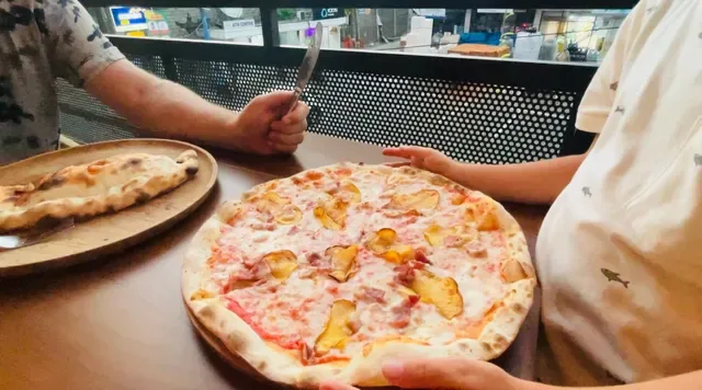 Lit Pizza