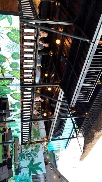 Lucky Wins Beach Lounge