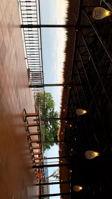 Lucky Wins Beach Lounge