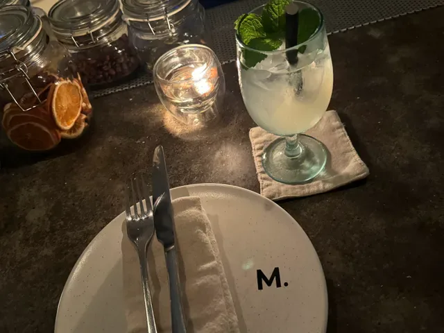 MASONRY. Restaurant Uluwatu