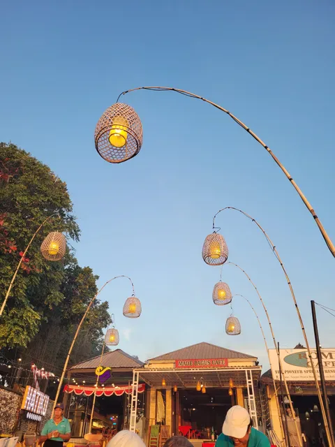 Made Bagus Cafe Jimbaran