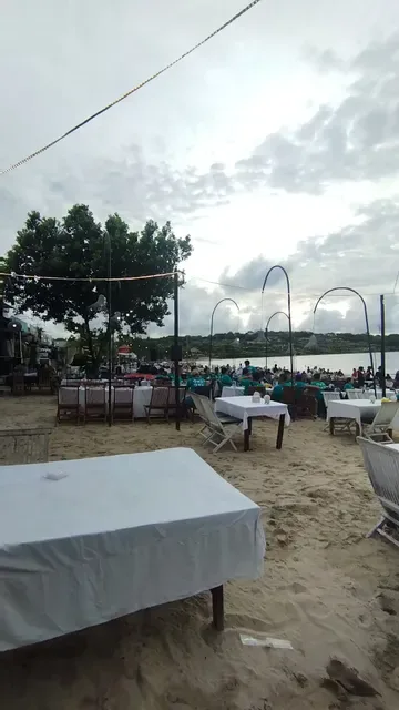 Made Bagus Cafe Jimbaran