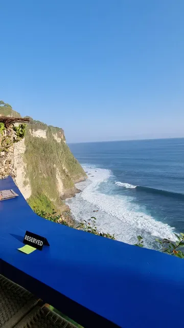 Malini Uluwatu - SEAFOOD & SUNSET