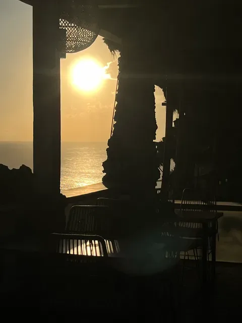 Malini Uluwatu - SEAFOOD & SUNSET