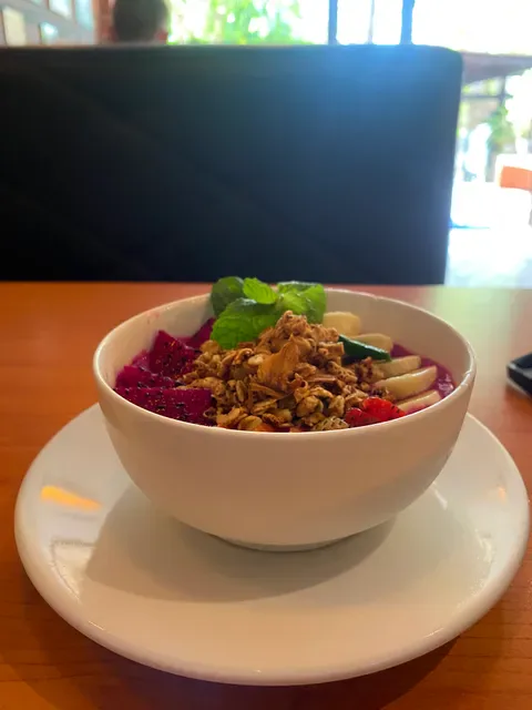 MAMA KRISNA 2 - COFFEE & KITCHEN, BREAKFAST, LUNCH & DINNER