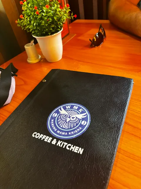 MAMA KRISNA 2 - COFFEE & KITCHEN, BREAKFAST, LUNCH & DINNER