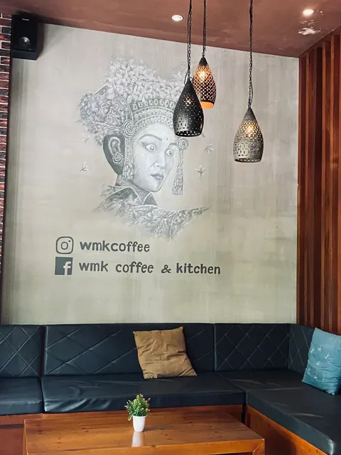 MAMA KRISNA 2 - COFFEE & KITCHEN, BREAKFAST, LUNCH & DINNER