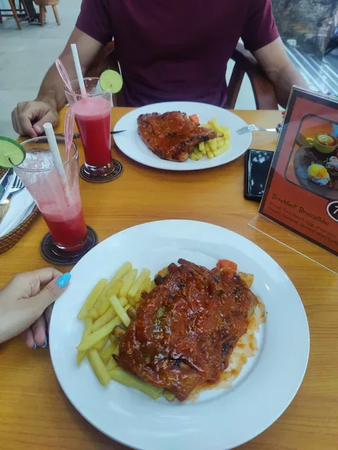 MAMA KRISNA 2 - COFFEE & KITCHEN, BREAKFAST, LUNCH & DINNER