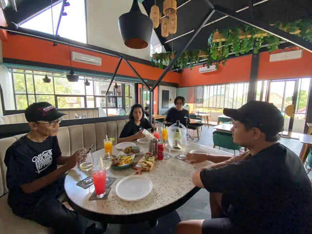 Mapogu Coffee & Eatery