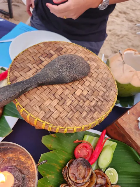 Menega Cafe