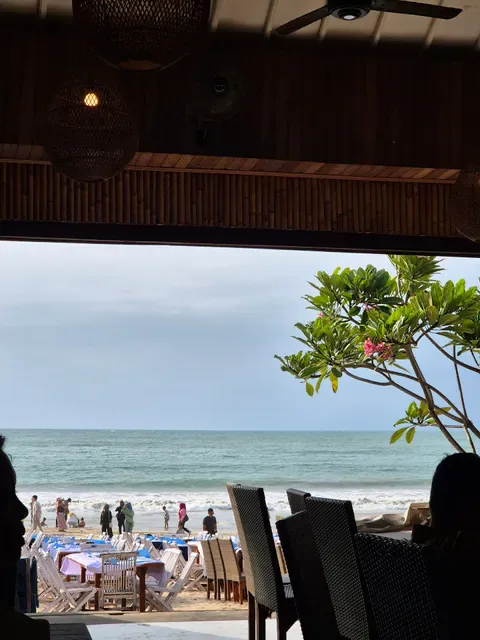 Menega Cafe