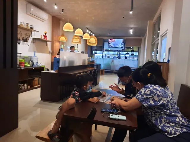 Milton Café