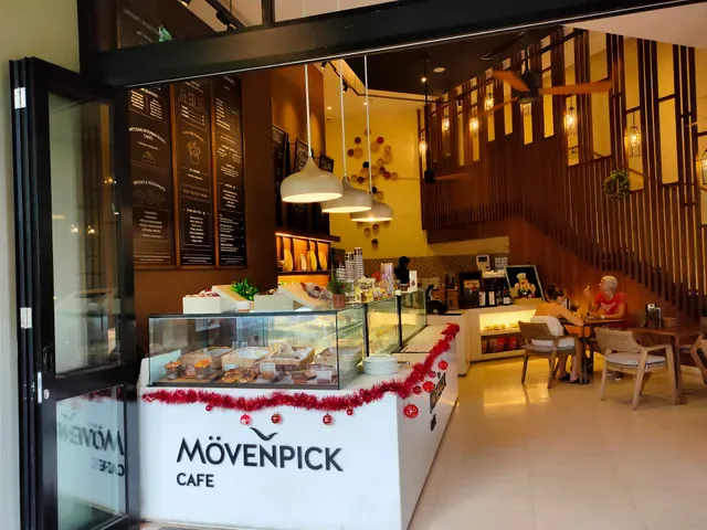 Mövenpick Café