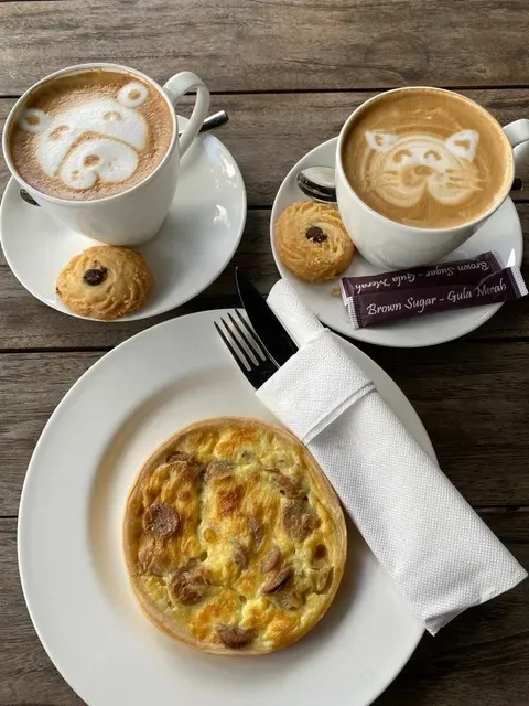 Mövenpick Café
