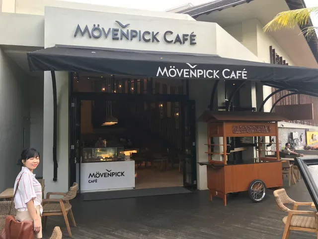 Mövenpick Café