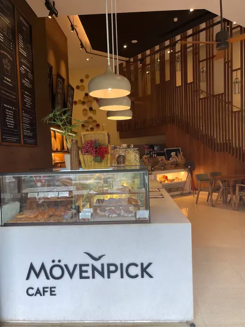 Mövenpick Café