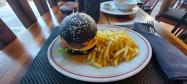 Mr Bob Bar and Grill Nusa Dua