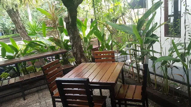Mr Bob Bar and Grill Nusa Dua