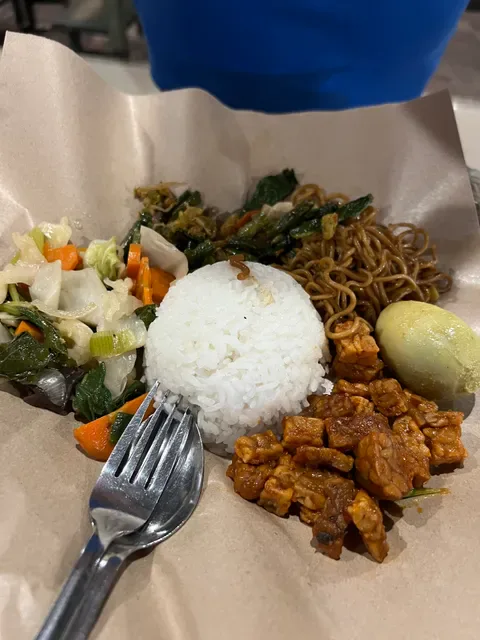 Mrs Widya's Campur-Campur Restaurant
