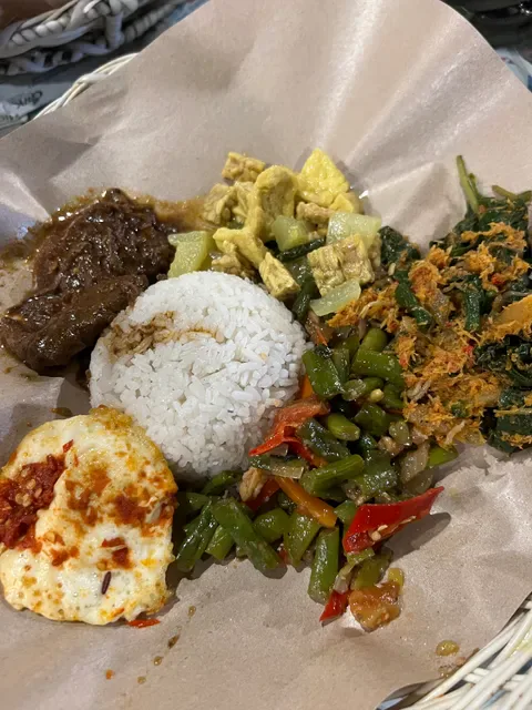 Mrs Widya's Campur-Campur Restaurant