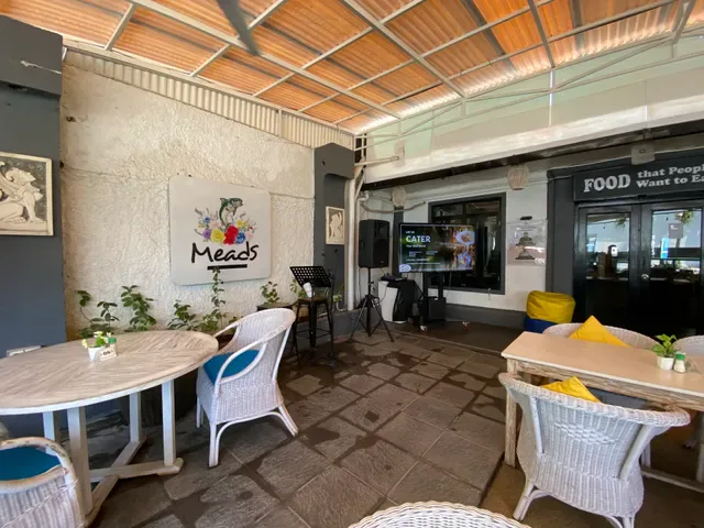 New Meads Restaurant Sports Bar & Grill