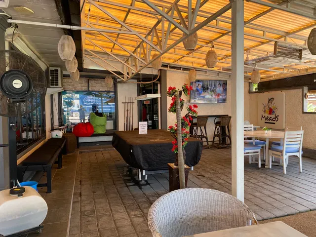 New Meads Restaurant Sports Bar & Grill