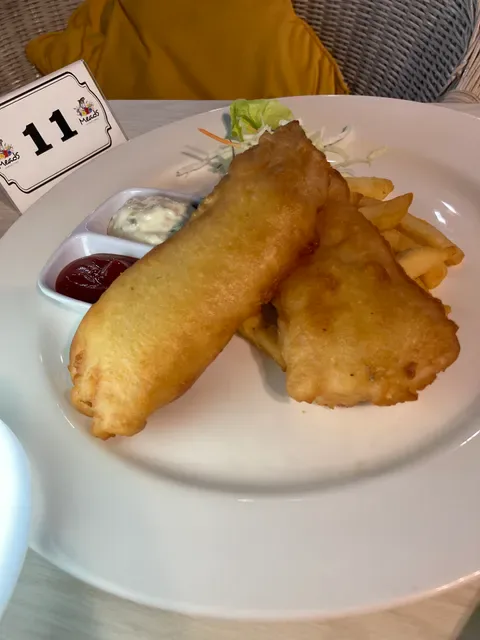 New Meads Restaurant Sports Bar & Grill