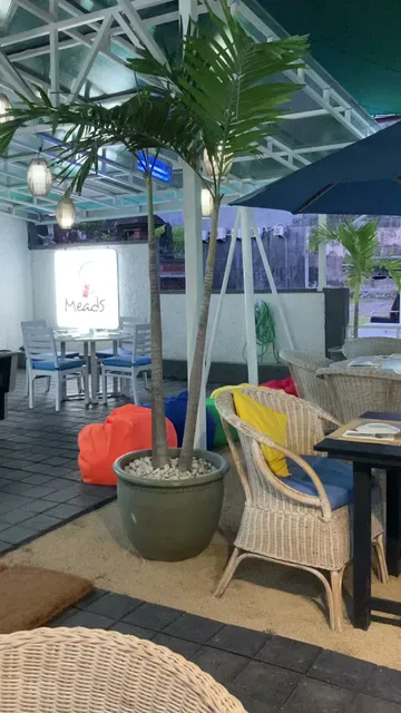 New Meads Restaurant Sports Bar & Grill