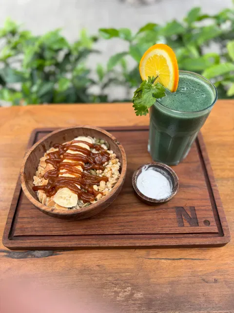NOURISH CAFE ULUWATU