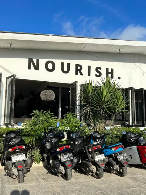 NOURISH CAFE WHOLEFOODS PIZZERIA & BAKERY - UNGASAN