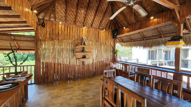 Nyang Nyang Bar & Restaurant