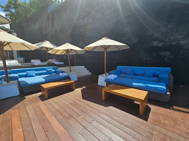 oneeighty Dayclub