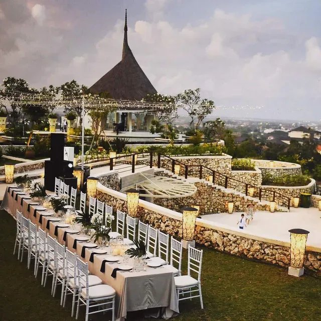Opia Bali