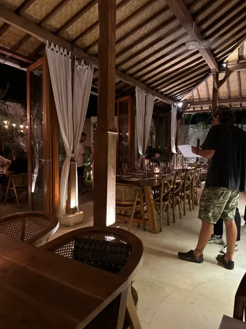 Ours Uluwatu