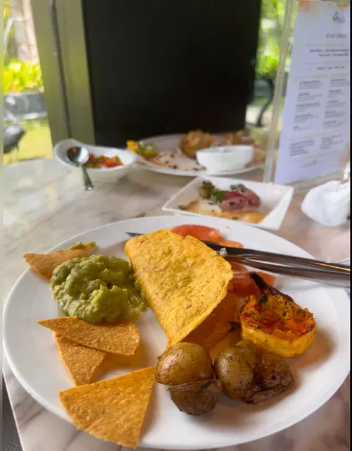 Pala Restaurant & Rooftop Bar