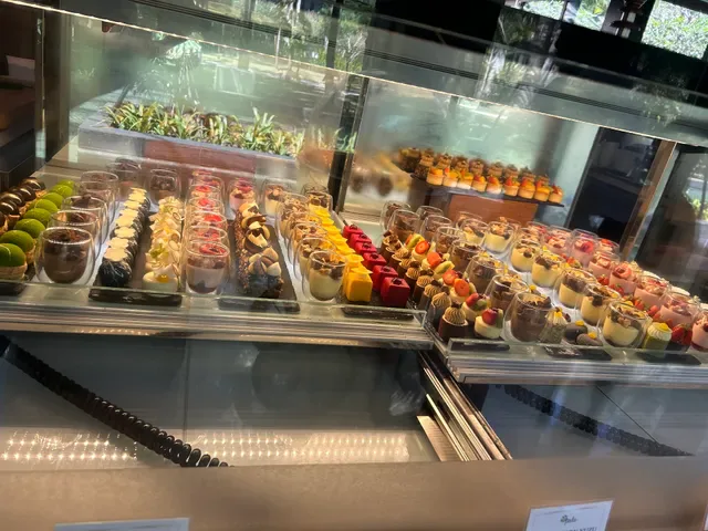 Pala Restaurant & Rooftop Bar