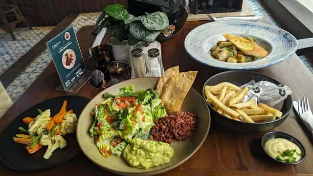 Philanthropy Restaurant & Bar
