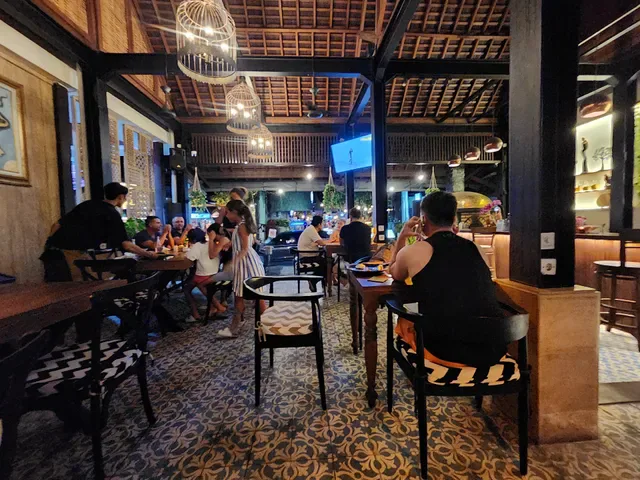 Philanthropy Restaurant & Bar