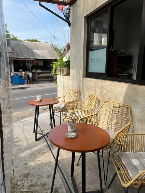 Rehat Cafe