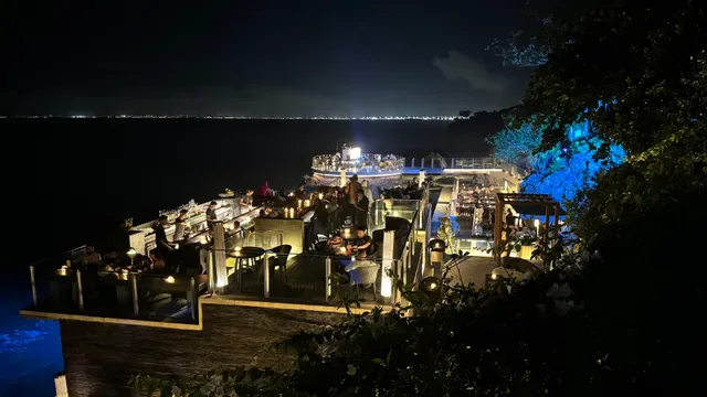 Rock Bar