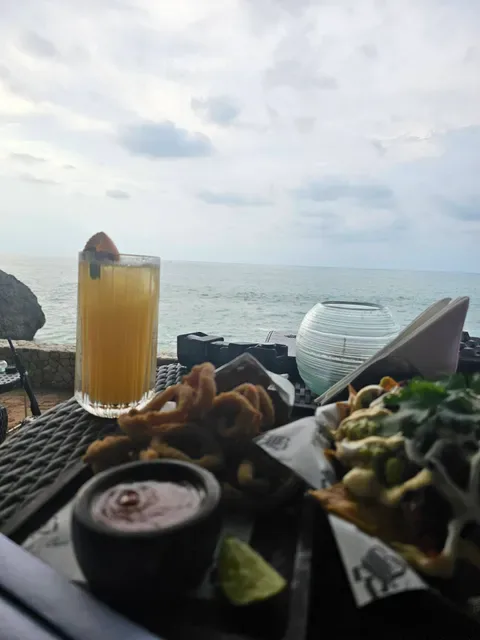 Rock Bar
