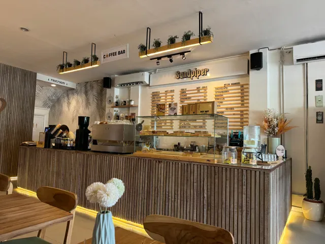 SANDPIPER RESTOBAR