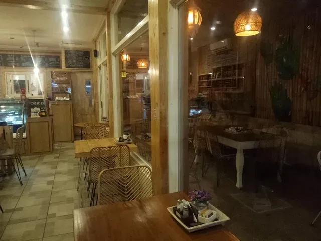 Sendok Coffee Shop & Ice Cream by Massimo Nusa Dua