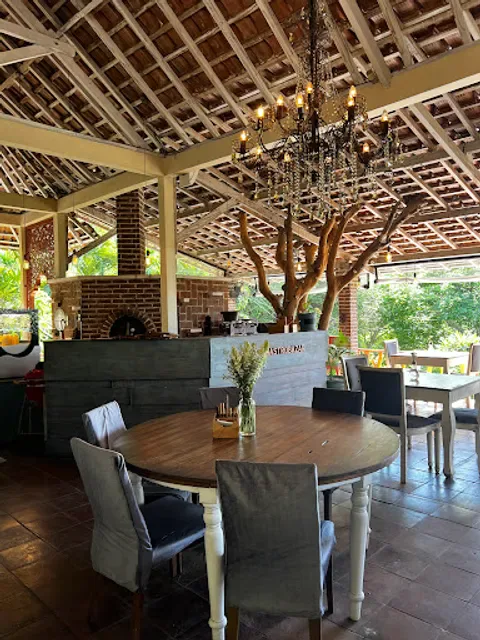 Shaffa GastroBazar, Wood-Fired Mediterranean Kitchen
