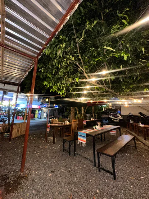 Shaka Tacos