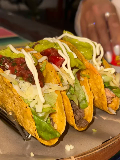 Shaka Tacos