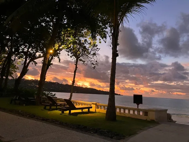 Sunset Beach Bar & Grill